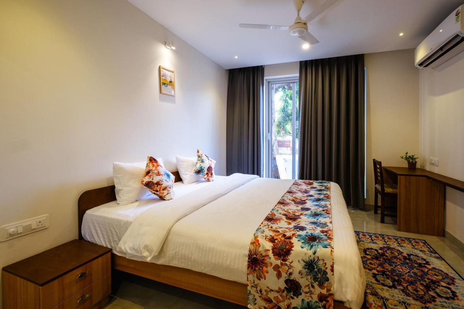 Eden Villas By Incred Stays 4 Bhk Pvt Pool Villa, Calangute, North Goa Candolim Bagian luar foto